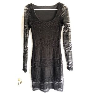 Soprano Lace Dress